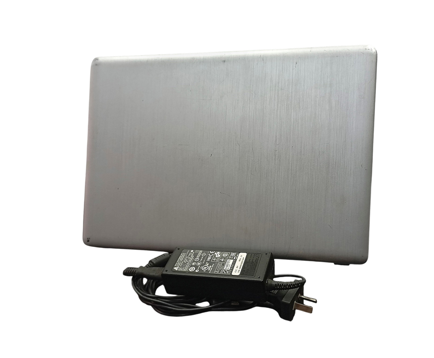 Notebook PCBOX Intel Core i3 4005u Ram 4gb SSD 128G - Image 5